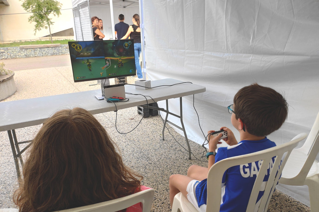 Aimant��-cran - ? Matthieu Martin